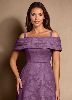 Azazie New Britain Mère de la mariée Robes Robe Trapèze en Blumen-Burnout Plissée Glycine image6