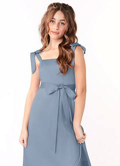 Azazie Barbara Vestido de Azul Polvoriento de Satin Mate de Acampanado con Lazo image5