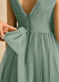 Azazie Macaron vestidos de niña de las flores Vestido Salvia Plateada de Tul de Línea A con Plisado image6