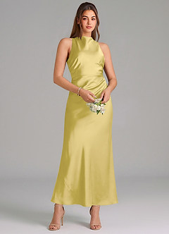 Azazie Evadne Vestidos de damas de honor Vestido de Canario de Satén Elástico de Corte Recto con Plisado image3