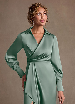 Azazie Jacinta Mère de la mariée Robes Robe Fourreau en Satin extensible Plissée Sauge D'argent image5