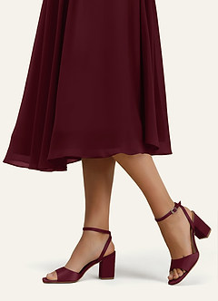 front Escarpins à bout carré en satin stretch assorti