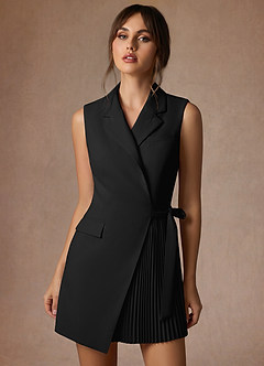 front Alina Schwarz Blazer-Kleid mit raffiniertem Webmuster und Faltenwurf