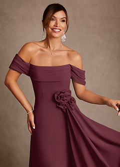Azazie Amherst Mère de la mariée Robes Robe Trapèze en Mousseline de soie Épaule décolletée Cabernet image6