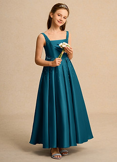 Azazie Mochi Girls Formal Robe Demoiselle D'honneur Fillette Robe Princesse en Mat Satiné Plissée Bleu Encre image4