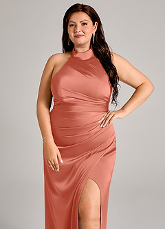 Azazie Jemma Robes de demoiselle d'honneur Robe Fourreau en Satin extensible Plissée Rose Saumon image8