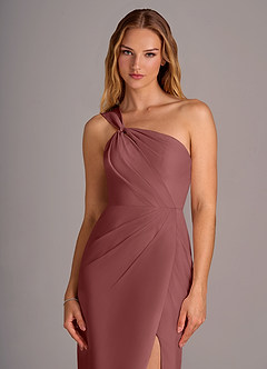 Azazie Tatianna Vestidos de damas de honor Vestido de Amatista de Gasa de Corte Recto con Hombro unilateral image6