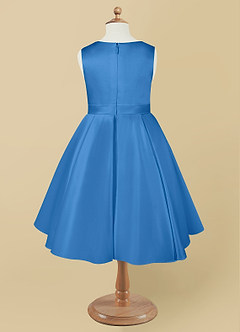 Azazie Coco Blumenmädchenkleider A-Linie Schleifen Matte Satin Kleid Blauhäher image6