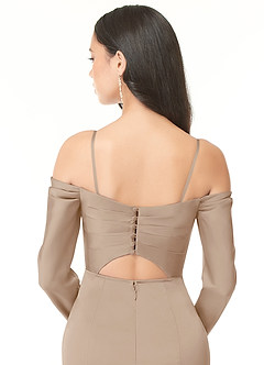 Azazie Hallie Vestidos de damas de honor Vestido de Gris Pardo de Satén Elástico de Corte Recto Convertible con Manga larga con hombros descubiertos image8