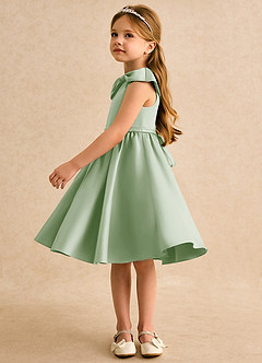 Azazie Acorn Robe Demoiselle D'honneur Fillette Robe Trapèze en Mat Satiné Plissée Vert Sauge image4