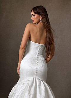 Azazie Quinta Vestidos de novia Vestido de Diamante Blanco de Jacquard Floral de Corte Sirena con Sin tirantes image6