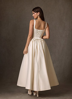 Azazie Verina Robes de mariée Robe Trapèze en Satin Avec poches Champagne image6