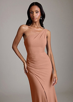 Azazie Madelyn Robes de demoiselle d'honneur Robe Sirène Convertible en Mousseline de soie Asymétrique Bronze image7