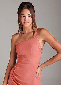 Azazie Eren Vestidos de damas de honor Vestido de Rosa Salmón de Gasa de Corte Recto con Hombro unilateral image6