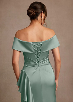 Azazie Kirsty Mère de la mariée Robes Robe Fourreau en Satin extensible Épaule décolletée Sauge D'argent image7