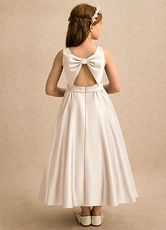 Azazie Karlie vestidos de niña de las flores Vestido Alabastro Blanco de Satin Mate de Línea A con Plisado image1