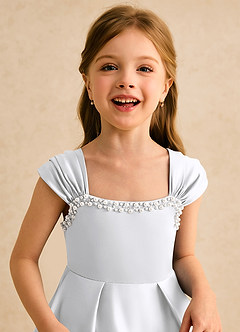 Azazie Yosemite Jurken voor bloemenmeisjes Baljurk Jurk van Mat Satijn Sweetheart Halslijn Wit image7