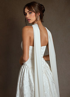 Azazie Devam Robes de mariée Robe Trapèze en Jacquard Floral Sans bretelle Blanc De Diamant image5