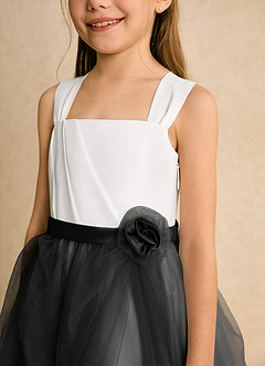 Azazie Bonny Flower Girl Dresses Ivory Black Ball-Gown Pleated Tulle Dress image5