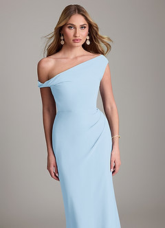 Azazie Emerson Robes de demoiselle d'honneur Robe Fourreau en Mousseline de soie Épaule décolletée Bleu Ciel image2
