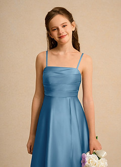 Azazie Pebbles Junior Formal Jurken voor bloemenmeisjes A-Lijn Jurk van Mat Satijn Geplooid Staal Blauw image4