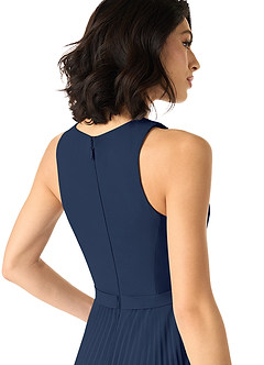 Azazie Lindie Robes de demoiselle d'honneur Robe Trapèze en Mousseline de soie Plissé à encolure dégagée Bleu Marine Foncé image5