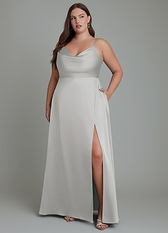 Azazie Sarella Robes de demoiselle d'honneur Robe Trapèze en Satin extensible Plissé Argent image10
