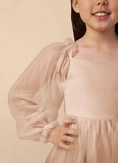 Azazie Aya Robe Demoiselle D'honneur Fillette Robe Trapèze en Tulle avec manches Rose Perle image3