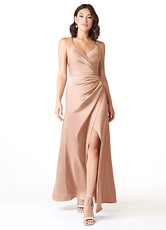 Azazie Geanna Robes de demoiselle d'honneur Robe Fourreau en Satin extensible Col V plissé Or Rose image1