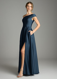 Azazie Melanie Robes de demoiselle d'honneur Robe Trapèze en Satin extensible Épaules dénudées Bleu Marine Foncé image4