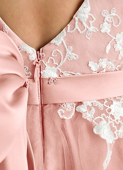 Azazie Butterfly Robe Demoiselle D'honneur Fillette Robe Trapèze en Dentelle Rosette image5