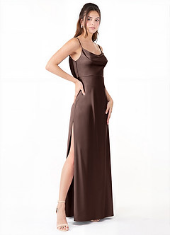 Azazie Alaija Robes de demoiselle d'honneur Robe Sirène en Satin extensible Fente Latérale Ganache image3