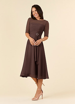 Azazie Naomi Mère de la mariée Robes Robe Trapèze en Mousseline de soie Col bateau plissé Ganache image3