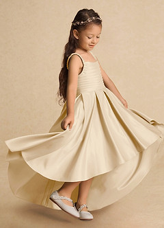 Azazie Kat Blumenmädchenkleider A-Linie Plissee Matte Satin Kleid Champagner image1