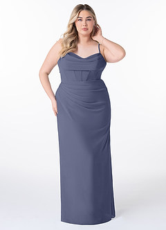 Azazie Mai Robes de demoiselle d'honneur Robe Fourreau en Mousseline de soie Plissée Bleu Orageux image7