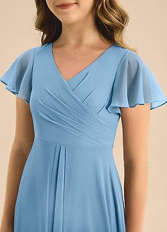 Azazie Induh Junior Vestido de Azul Acero de Gasa de Corte En A con Plisado image5