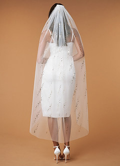front Thora Waltz Length Veil