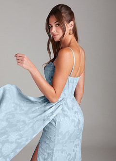 Azazie Denisa Robes de demoiselle d'honneur Robe Fourreau en Blumen-Burnout Plissée Bleu Ciel image5
