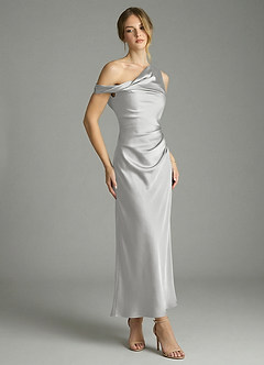 Azazie Emerson Robes de demoiselle d'honneur Robe Sirène en Satin extensible Épaule décolletée Argent image3