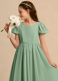 Azazie Lilia Girls Formal Blumenmädchenkleider A-Linie mit ärmel Chiffon Kleid Matcha image5