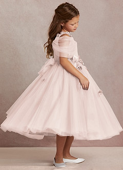 Azazie Shaylee Robe Demoiselle D'honneur Fillette Robe Trapèze en Tulle Épaule décolletée Rose Pétale image4