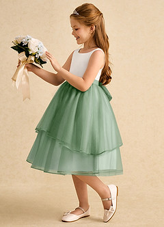 Azazie Rene vestidos de niña de las flores Vestido de Marfil Matcha de Tul de Corte En A con Lazo image5