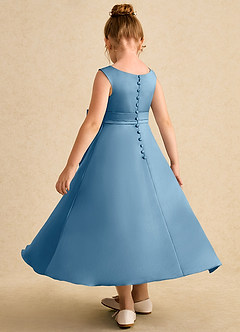 Azazie Eve Abiti da Ragazza di Fiori Abito A-Line in Raso Opaco Plissettato Blu Acciaio image5