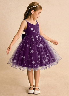 Azazie Junebug Blumenmädchenkleider Ballkleid Spaghetti Riemen Tüll Kleid Traube image4