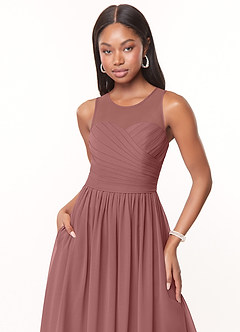 Azazie Nina Robes de demoiselle d'honneur Robe Trapèze en Mousseline de soie Plissée Rose Du Désert image5