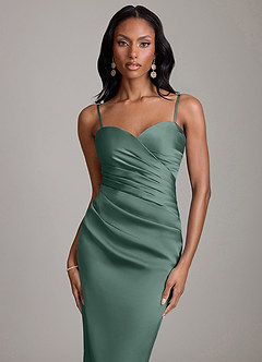 Azazie Sonora Vestidos de damas de honor Vestido de Eucalipto de Satén Elástico de Corte Recto con Sin tirantes image3