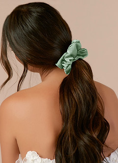 front Farblich Passendes Dreiteiliges Brautjungfern-Haargummi-Set Aus Stretch-Satin In Übergröße