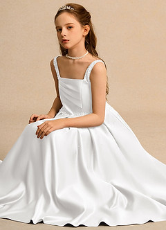 Azazie Mochi Girls Formal Robe Demoiselle D'honneur Fillette Robe Princesse en Mat Satiné Plissée Blanc image3