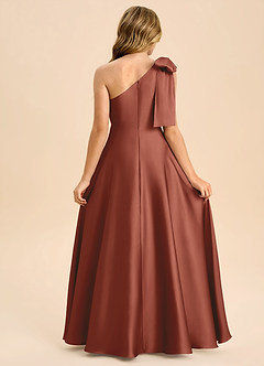 Azazie Penguin Junior Vestido de Castaño de Satén Elástico de Corte en A con Lazo image2