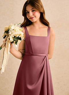 Azazie Emiko Girls Formal Abiti da Ragazza di Fiori Abito A-Line in Raso Opaco Plissettato Ametista image5